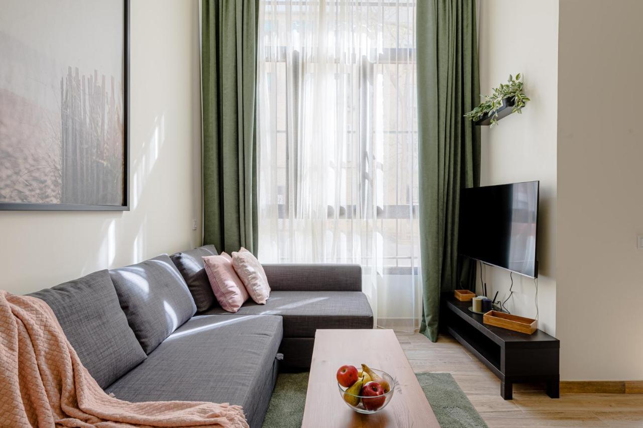 Simone Apartments Madrid Extérieur photo